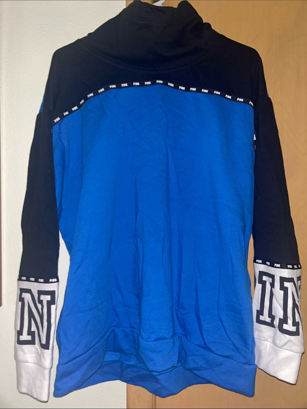 PINK Victoria's Secret Blue and Black Turtleneck Pullover